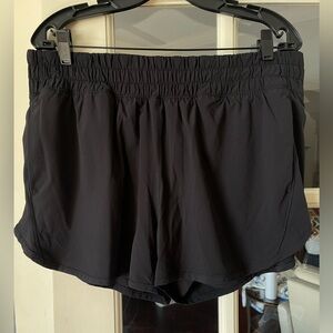 Women's Black Lined Athletic Shorts w Pockets